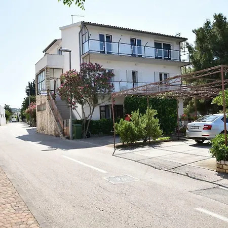 Apartment Maria Primošten